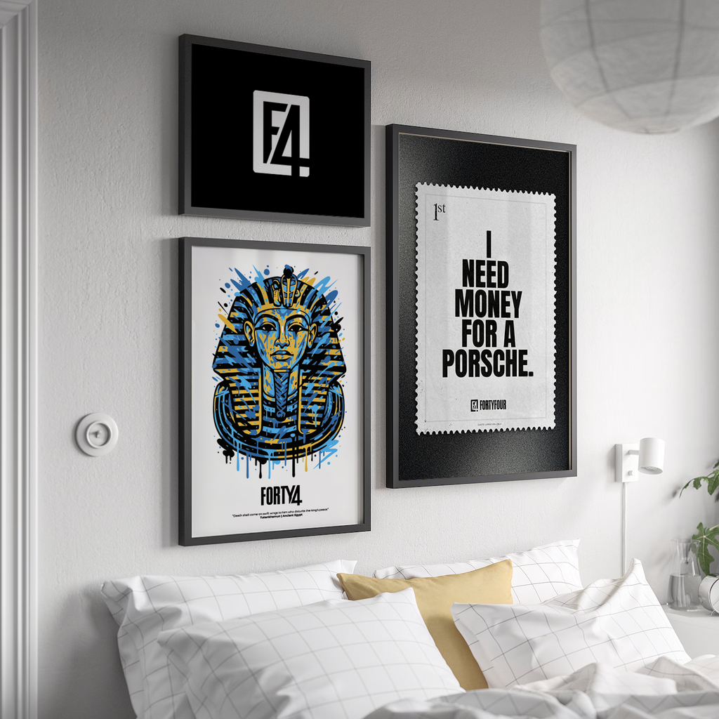 Tutankhamun – Graffiti Pharaoh Art Print